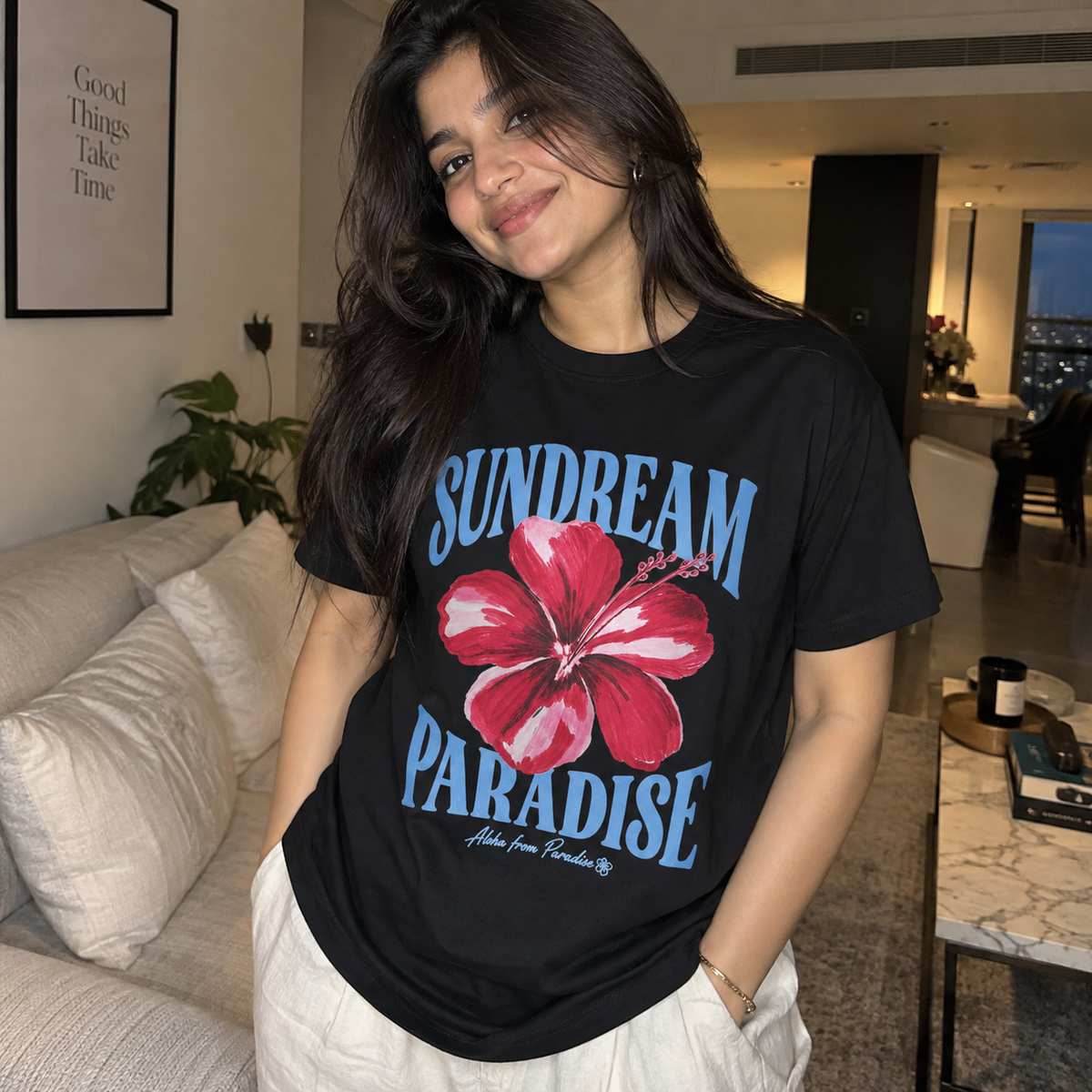 Sundream Paradise – Premium Tropical Hibiscus Graphic T-Shirt